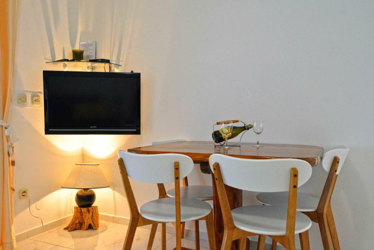 Apartmani Dora 무르테르 외부 사진