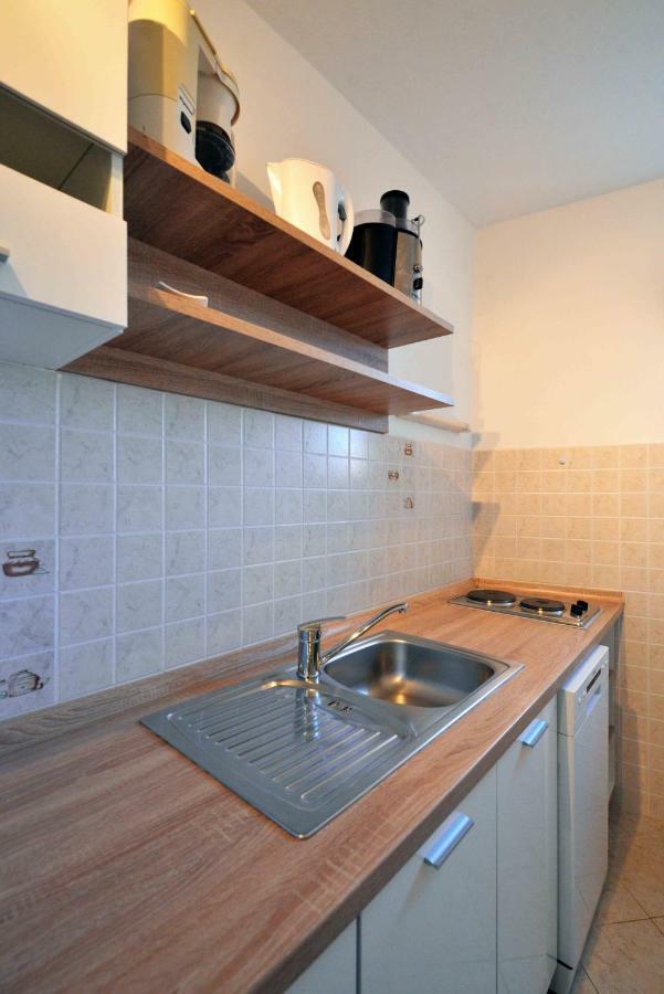 Apartmani Dora 무르테르 외부 사진