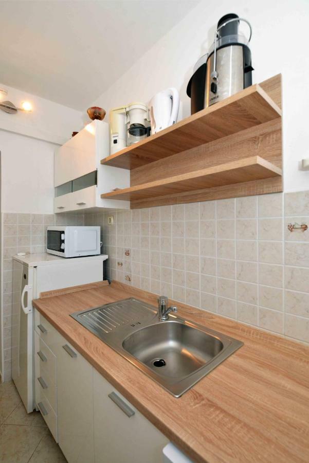 Apartmani Dora 무르테르 외부 사진